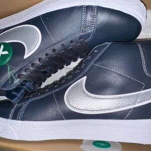 Nike Mids